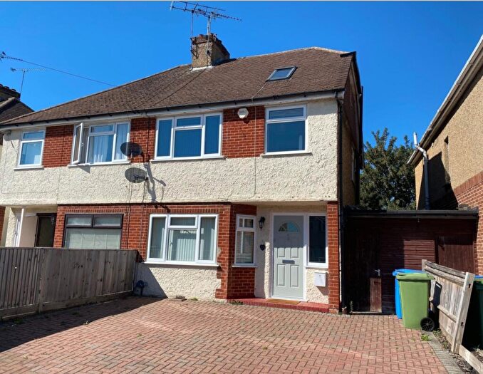 3 Bedroom Semi-Detached House To Rent In Boxalls Lane, Aldershot, Hampshire, GU11