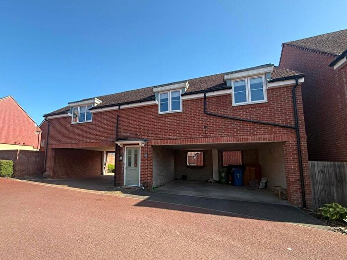 2 Bedroom Detached House To Rent In Spoonbill Rise, Bracknell, Berkshire, RG12