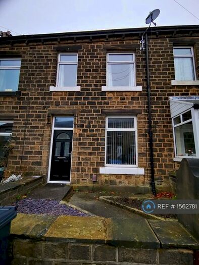 2 Bedroom Terraced House To Rent In Grove Street, Huddersfield, HD7