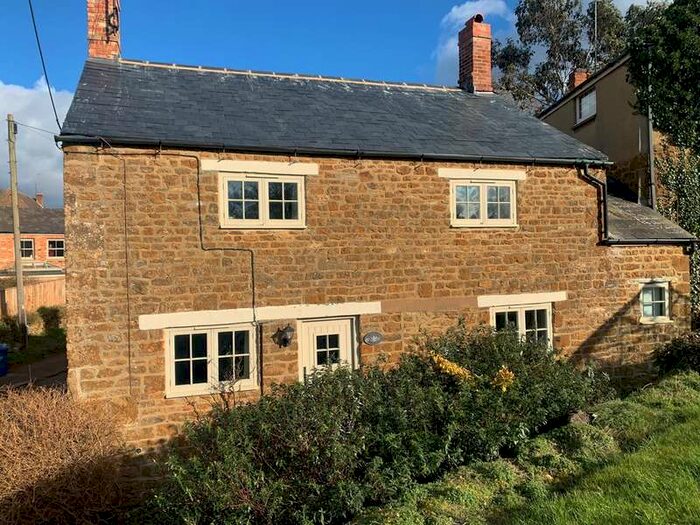 3 Bedroom Cottage For Sale In Park Road, Hook Norton, OX15