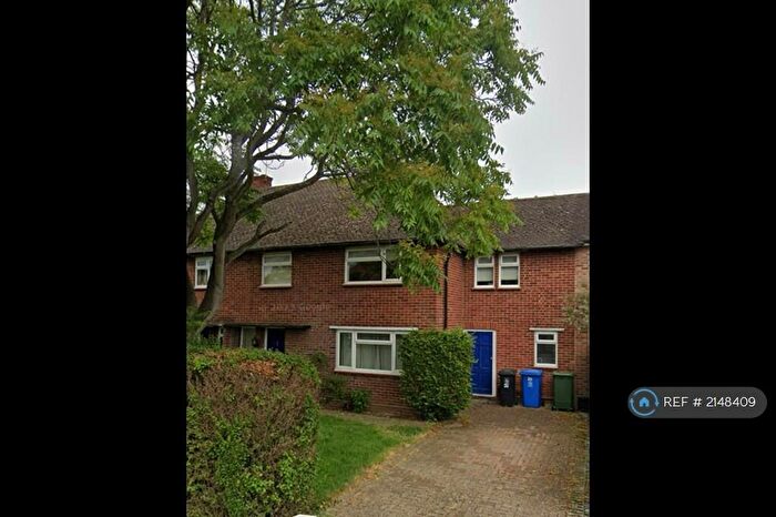 5 Bedroom Terraced House To Rent In Upcroft, Windsor, SL4