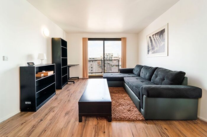 1 Bedroom Flat To Rent In Deals Gateway, London, SE13