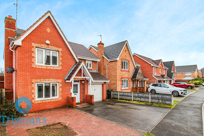 4 Bedroom Detached House For Sale In Green Approach, Carlton, NG4