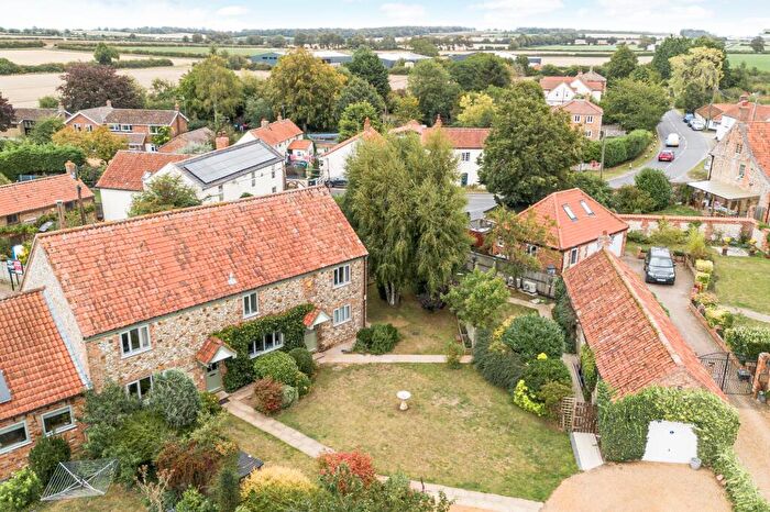 5 Bedroom Semi-Detached House For Sale In Chain Free In Gayton, PE32