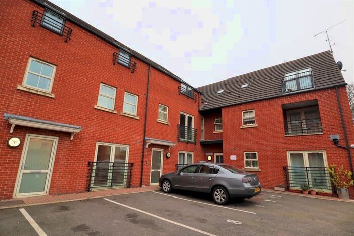 2 Bedroom Flat To Rent In Wesleyan Court, Lincoln, LN2