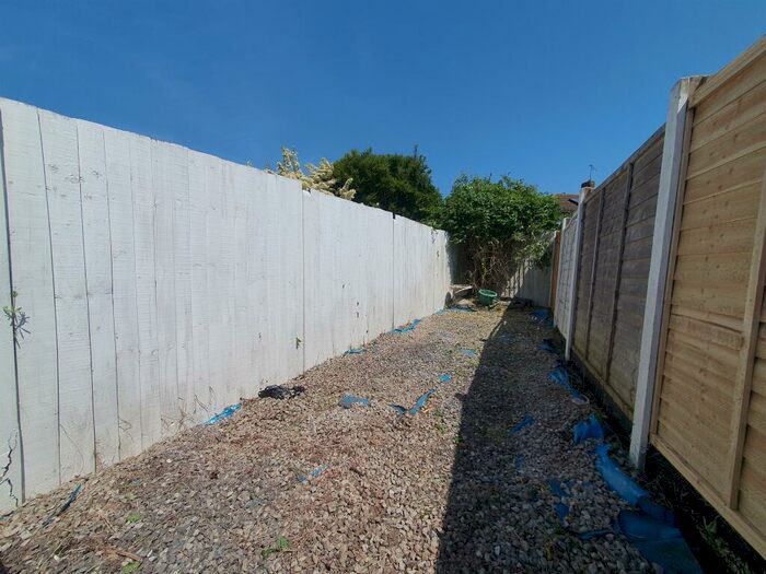 3 Bedroom Terraced House For Sale In Wood Lane, West Bromwich, B70