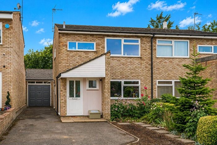 3 Bedroom Semi-Detached House For Sale In Cowleaze, Chinnor, Oxfordshire, OX39