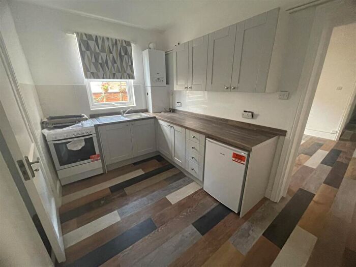 2 Bedroom Flat To Rent In Belgrave Road, Gloucester, GL1