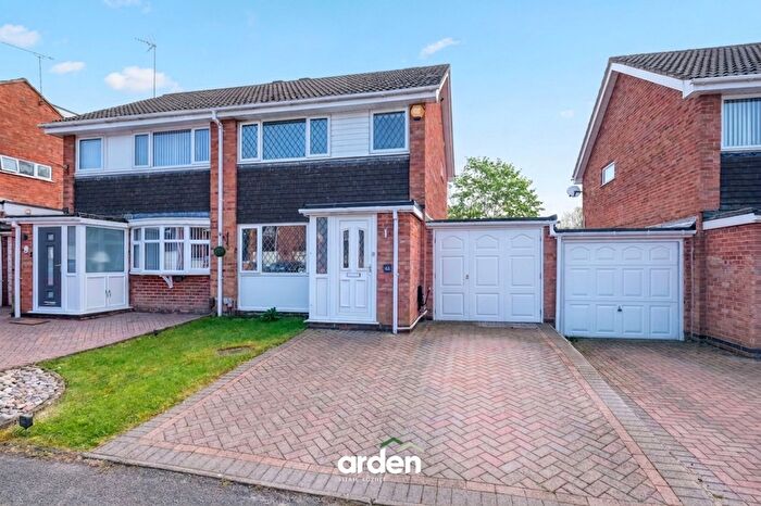 3 Bedroom Semi Detached House For Sale In Newent Close, Redditch, B98