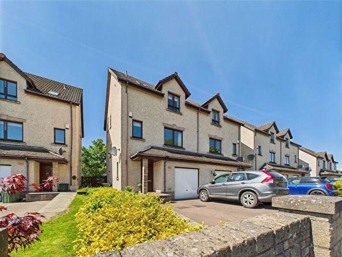 4 Bedroom Town House For Sale In Wicks Of Baiglie Road, Bridge Of Earn, Perth, PH2