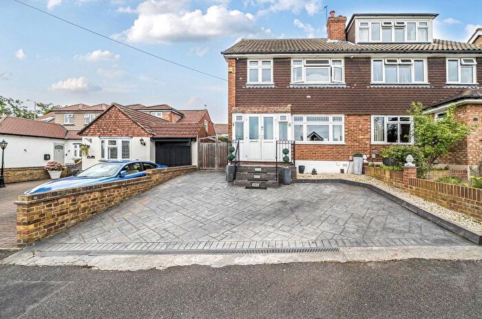 3 Bedroom Semi Detached House For Sale In Bower Road, Hextable, Kent, BR8