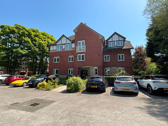 2 Bedroom Retirement Property For Sale In Chase Close, Birkdale, Southport, PR8