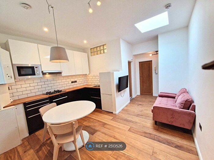 1 Bedroom Flat To Rent In Chatsworth Road, London, E5