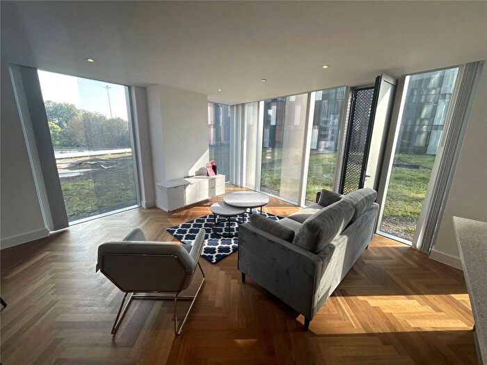 3 Bedroom Flat To Rent In East Tower, Owen Street, Manchester, M15