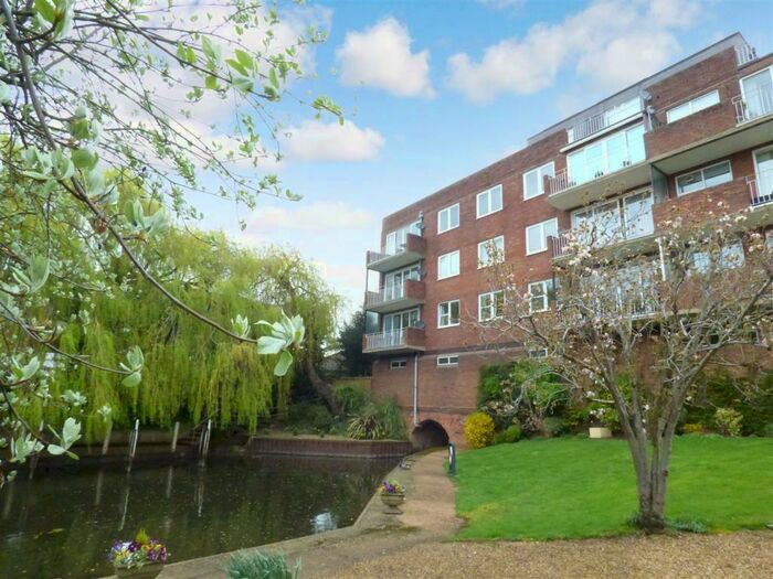 3 Bedroom Apartment To Rent In Lucys Mill, Mill Lane, Stratford-upon-Avon, CV37