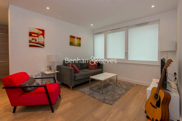 1 Bedroom Flat To Rent In Ashton Reach, Surrey Quays, SE16