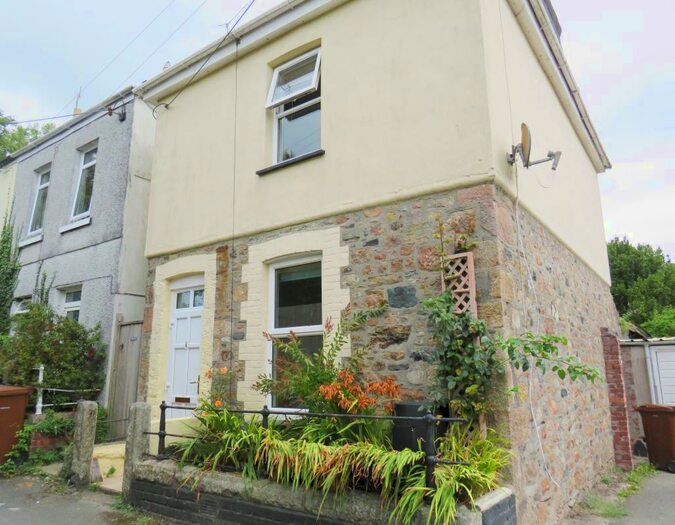 2 Bedroom House To Rent In Zion Place, Ivybridge, PL21