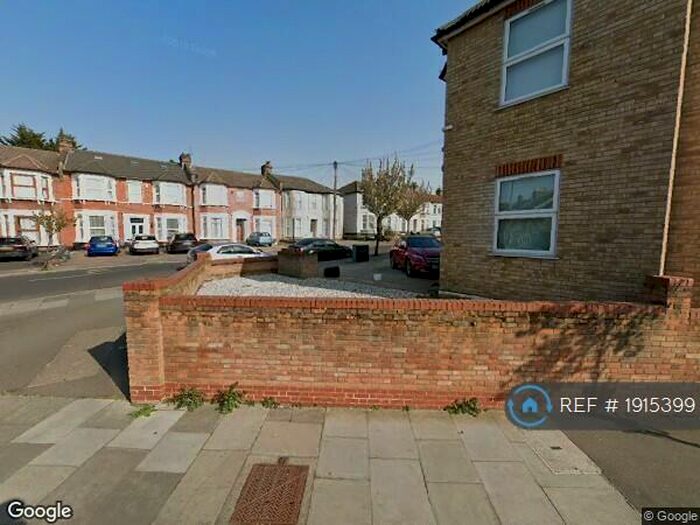 1 Bedroom Flat To Rent In Belgrave Road, Ilford, IG1