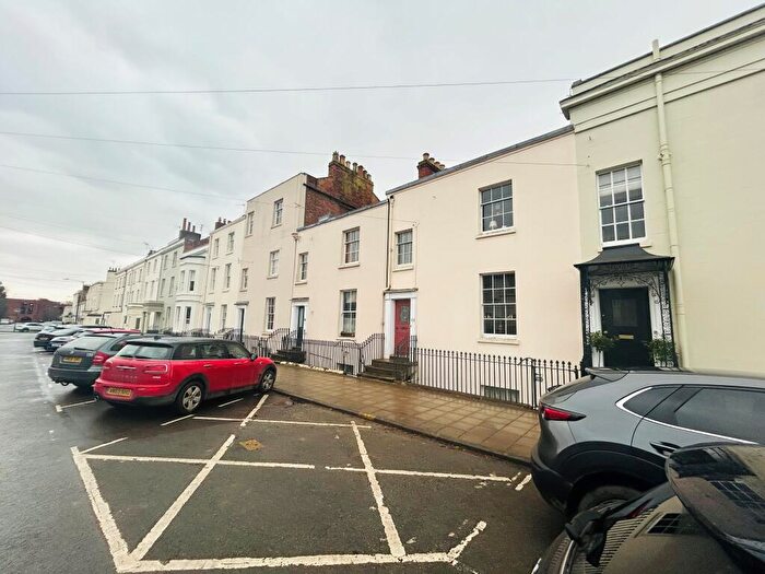 Studio To Rent In Portland Place West, Leamington Spa, CV32