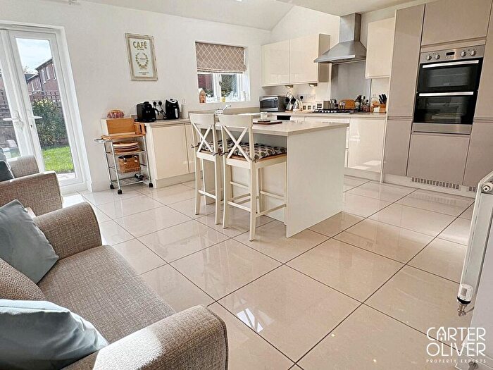 5 Bedroom Detached House For Sale In Leaders Way, Lutterworth, LE17