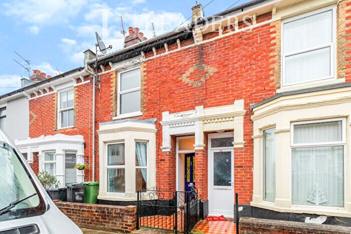 3 Bedroom Terraced House To Rent In Ringwood Road, PO4