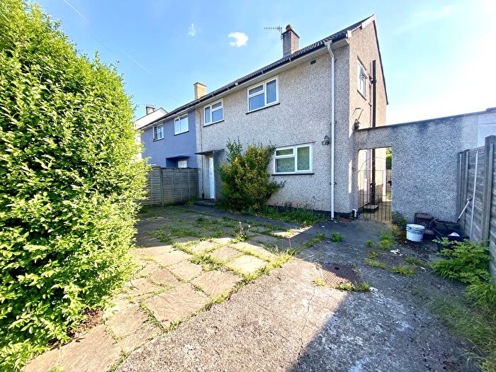 3 Bedroom Property To Rent In Middleton Road, Bristol, BS11