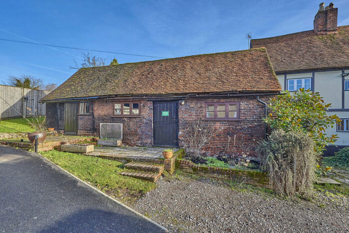 1 Bedroom Cottage To Rent In Lower Luton Road, Wheathampstead, Herts, AL4