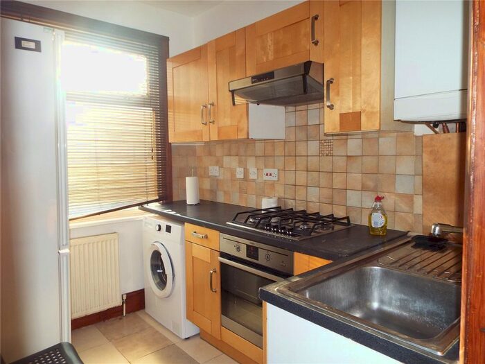 3 Bedroom Flat To Rent In Southbury Road, Enfield EN1