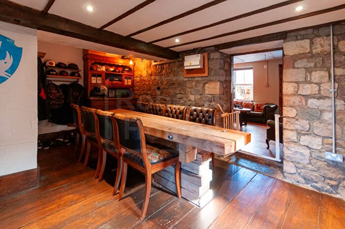 3 Bedroom Terraced House For Sale In Commercial Street, Ystradgynlais, Swansea, SA9