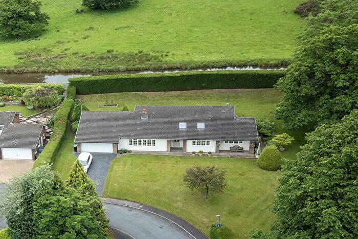 4 Bedroom Detached House For Sale In Strines Road, Marple, SK6