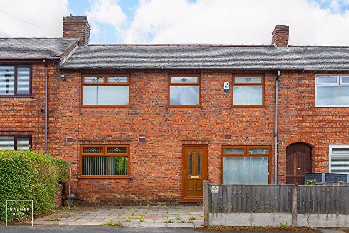 3 Bedroom Terraced House For Sale In Wardley Road, Tyldesley, M29