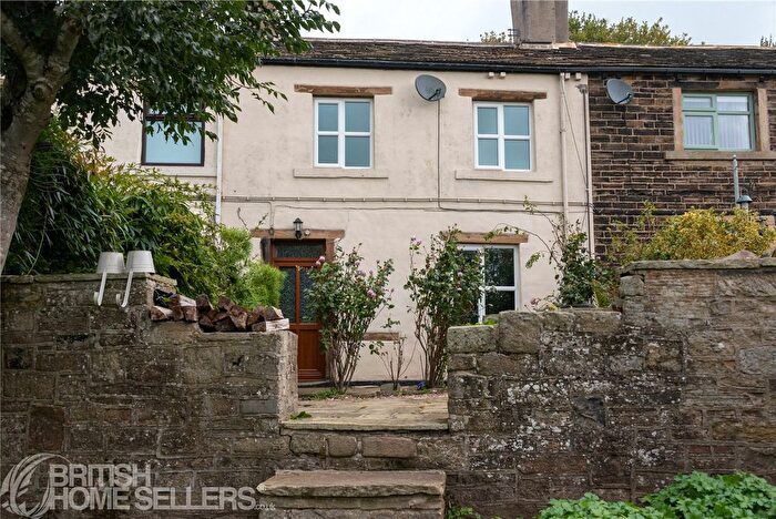 2 Bedroom Terraced House For Sale In Paul Lane, Flockton Moor, Wakefield, West Yorkshire, WF4