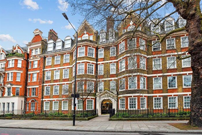 2 Bedroom Apartment To Rent In Park Road, London, NW1