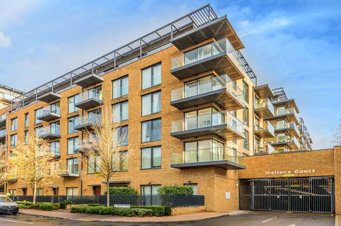 2 Bedroom Flat To Rent In Tizzard Grove London, SE3