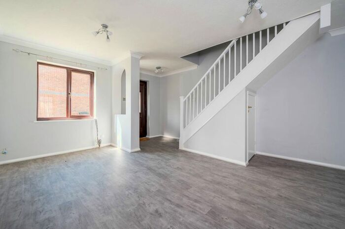 2 Bedroom Terraced House To Rent In Banks Way, Burpham, Guildford, GU4