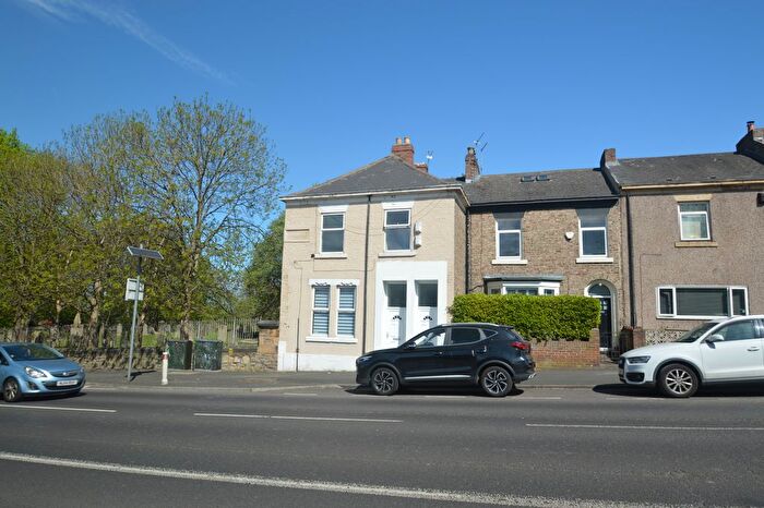 3 Bedroom Flat To Rent In Old Durham Road, Gateshead, NE8