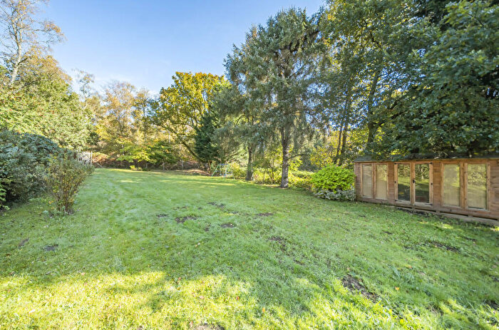 5 Bedroom Detached House To Rent In Pitch Place, Thursley, Farnham, GU8