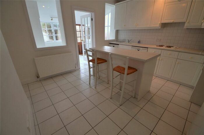 2 Bedroom Terraced House To Rent In Ravenswood Road, Croydon, CR0