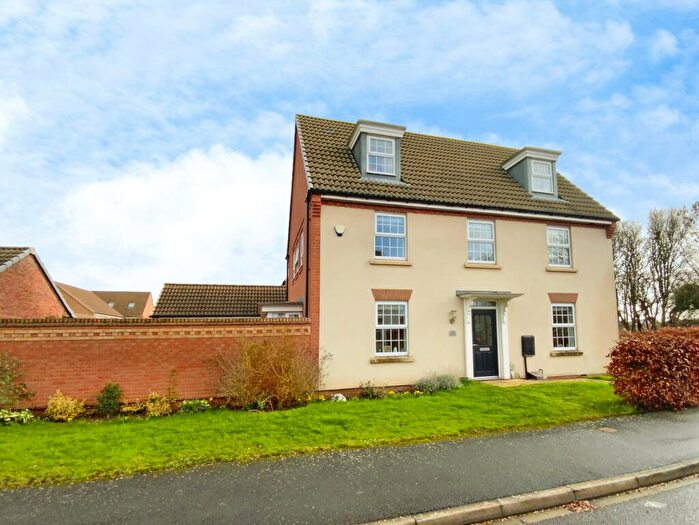 5 Bedroom Detached House For Sale In Newman Avenue, Molescroft, Beverley, HU17