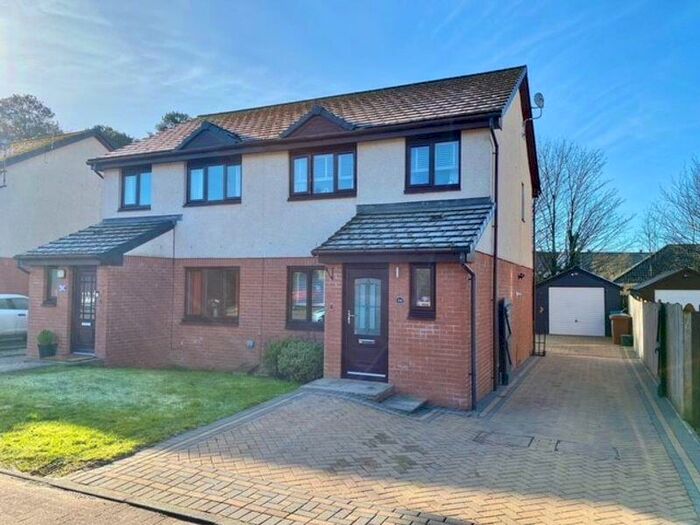 3 Bedroom Semi-Detached Villa For Sale In Fulton Place, Dalrymple, KA6