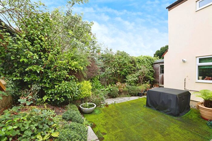 2 Bedroom Detached House For Sale In North Street, Calne, SN11