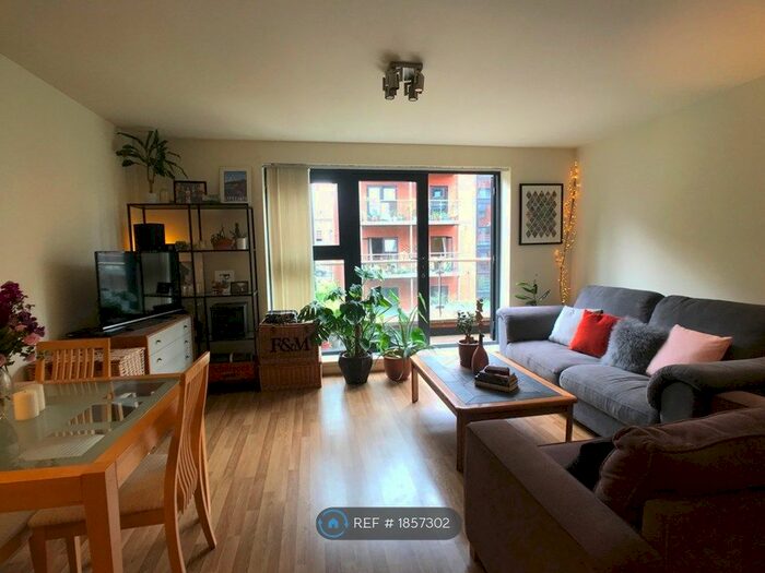 1 Bedroom Flat To Rent In Windsor Court, London, E3