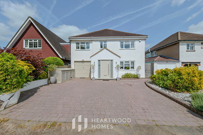 5 Bedroom Detached House For Sale In Ragged Hall Lane, St. Albans, AL2