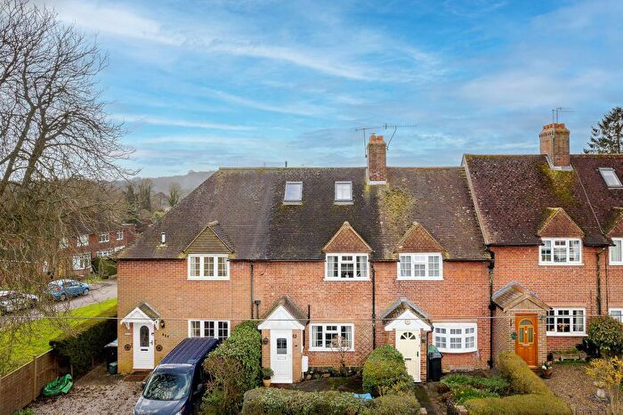 3 Bedroom Terraced House For Sale In Salisbury Road, Godstone, RH9