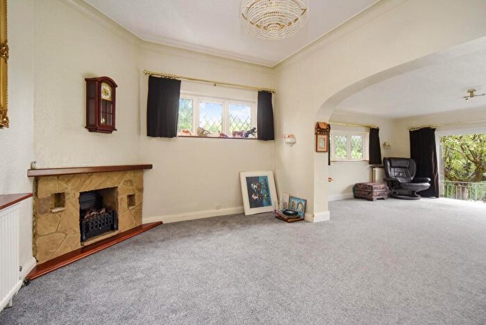 2 Bedroom Detached Bungalow For Sale In Chapel Way, Epsom, KT18