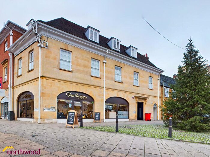 Studio To Rent In Horse Fair, Banbury, OX16