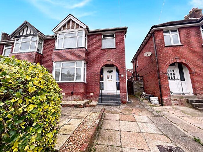 3 Bedroom Semi-Detached House For Sale In Wilver Road, Newport, PO30