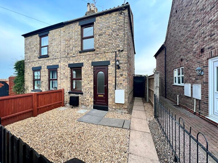 2 Bedroom House To Rent In Marina Drive, March, PE15