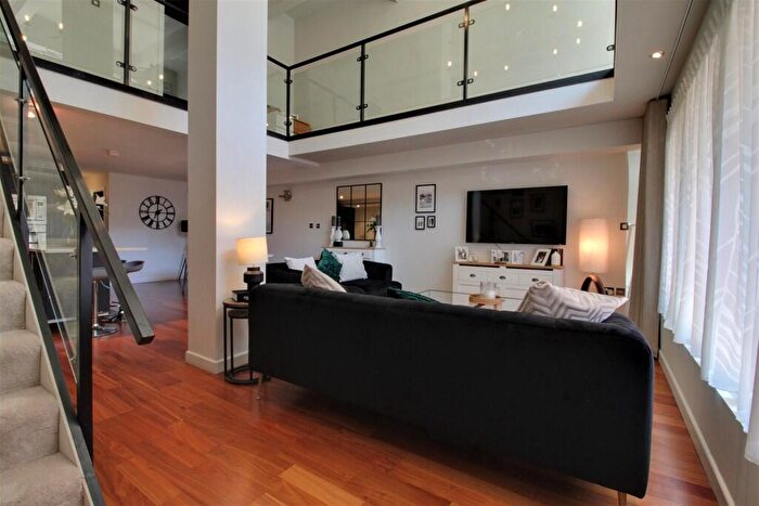 2 Bedroom Apartment To Rent In Amazon Lofts, Tenby Street, Jewellery Quarter, B1