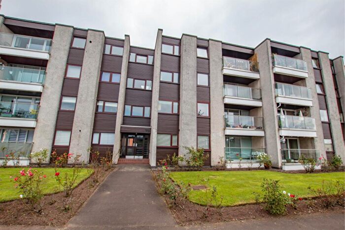 2 Bedroom Flat For Sale In Flat F, Anthony Court, Largs, KA30